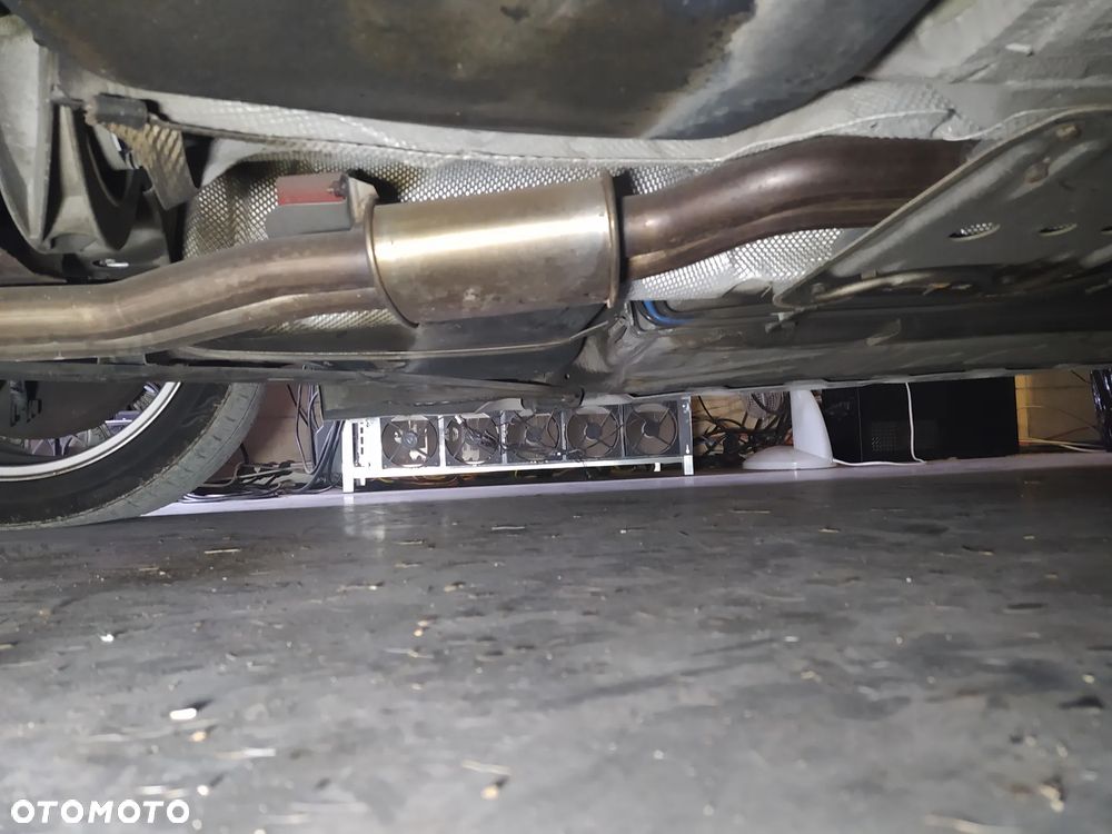 BMW Seria 3 330 Ci Edition Exclusive - 37