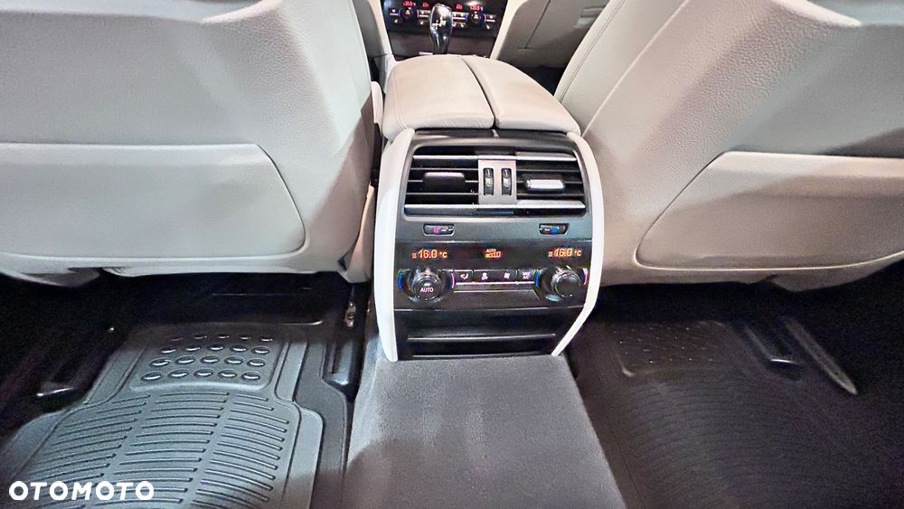 BMW Seria 7 730d xDrive - 7