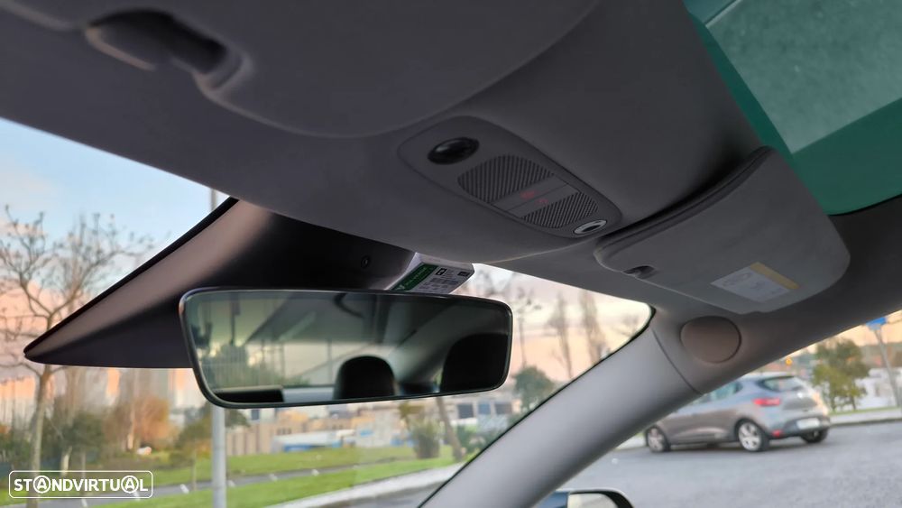 Tesla Model 3 Standard Range Plus RWD - 6