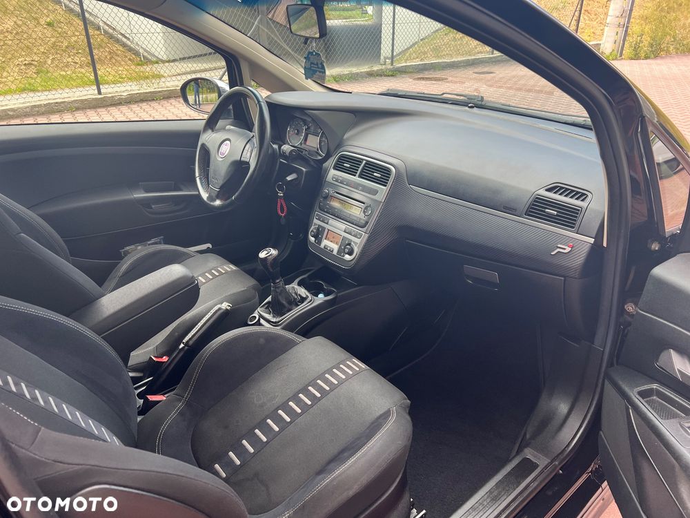 Fiat Punto - 12