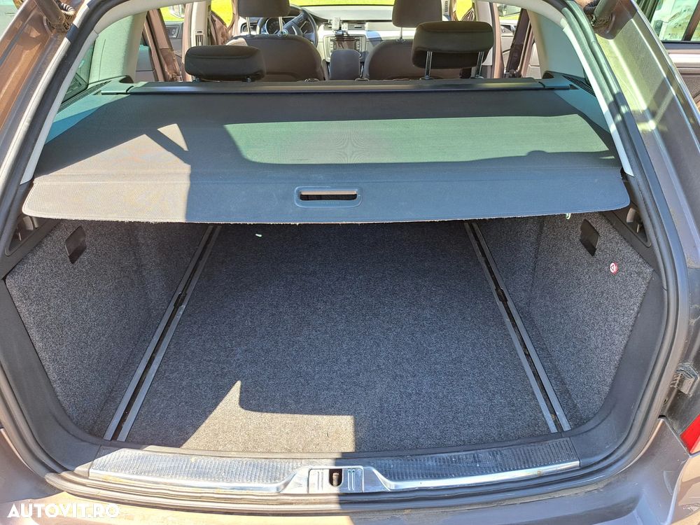Skoda Superb 2.0 TDI Elegance - 30