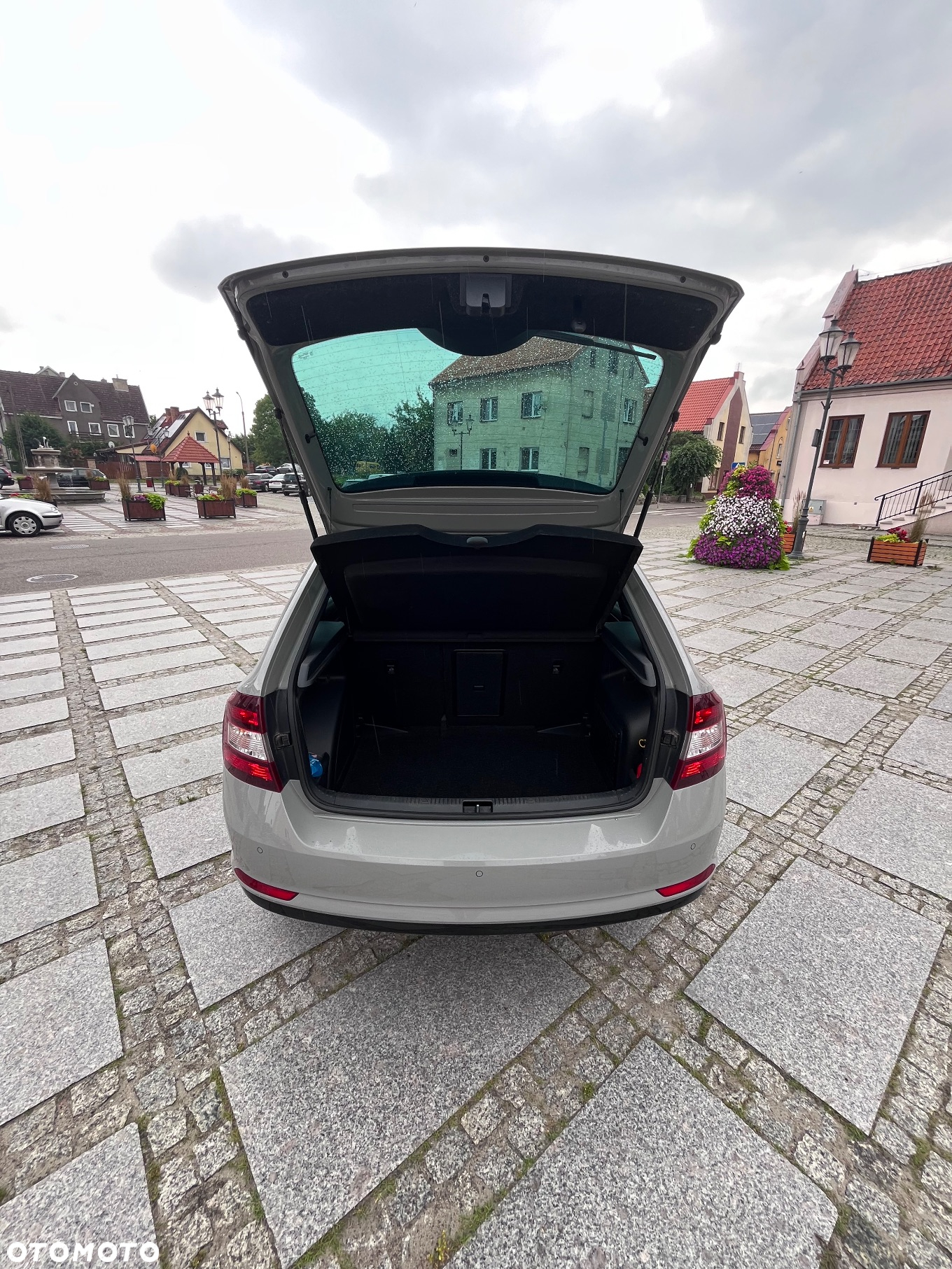 Skoda RAPID Spaceback 1.0 TSI Monte Carlo - 11
