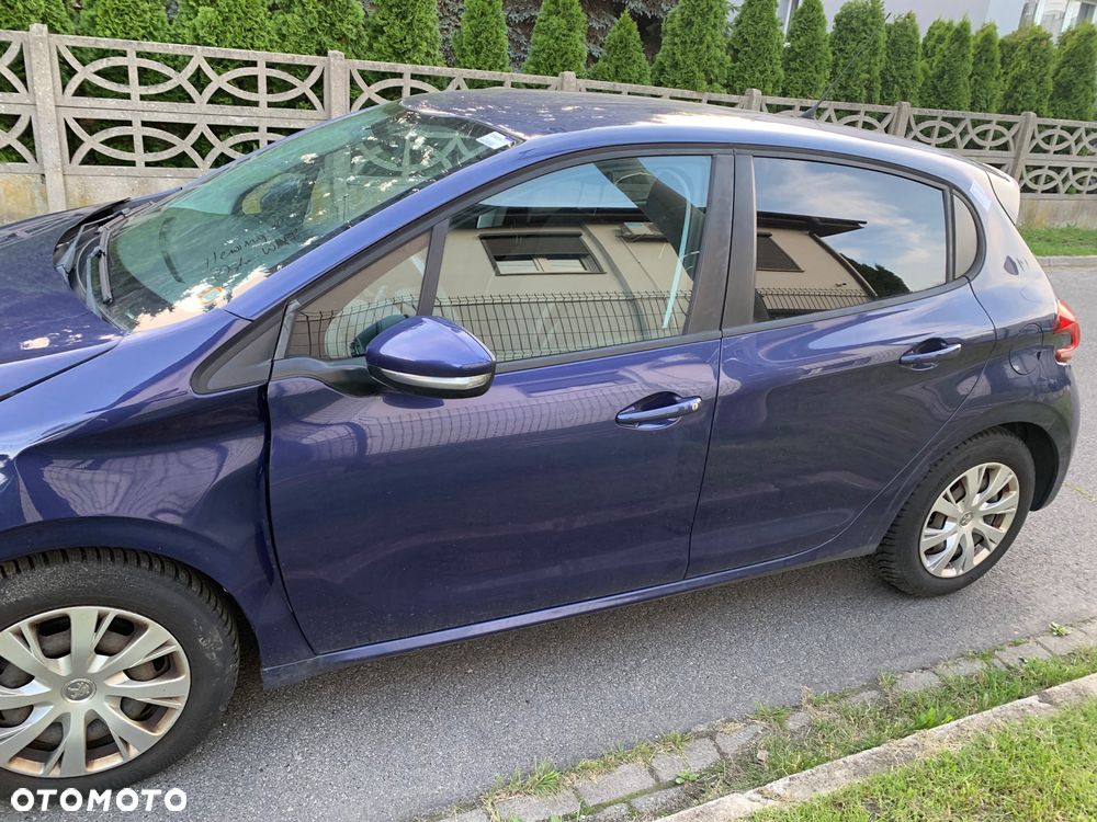 Peugeot 208 1.6 BlueHDi Active S&S - 20