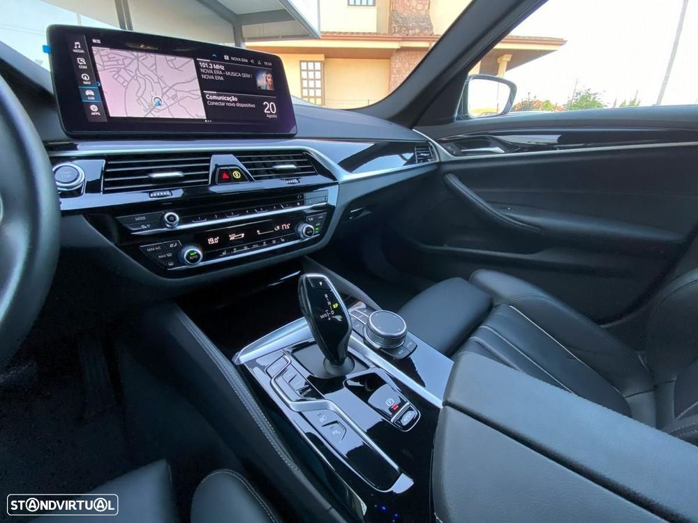 BMW 530 e Line Luxury - 6
