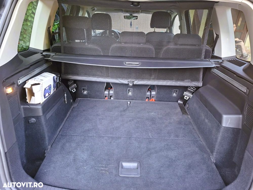 Volkswagen Touran 2.0 TDI Highline - 8