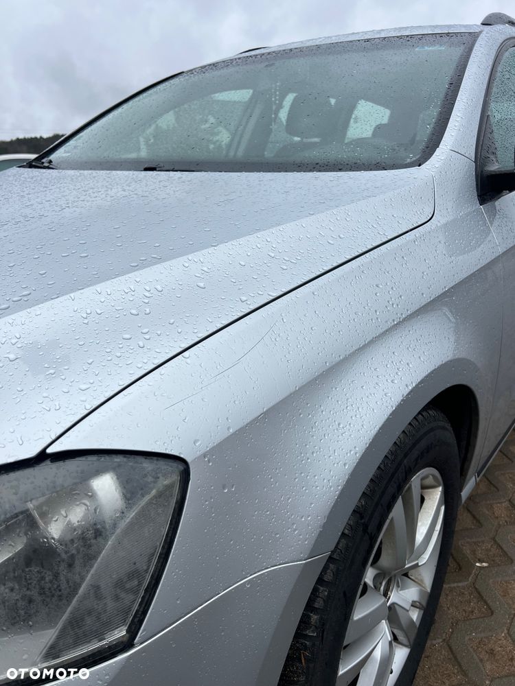 Volkswagen Passat 1.6 TDI Comfortline - 14