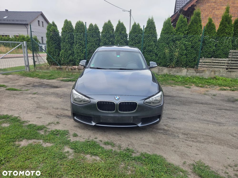 BMW Seria 1 116d DPF - 9