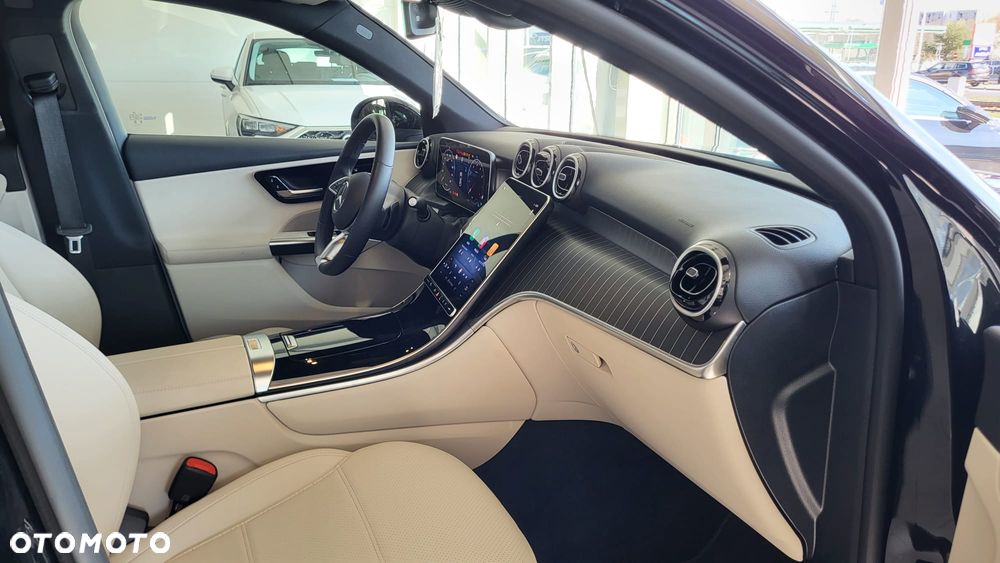 Mercedes-Benz GLC - 4