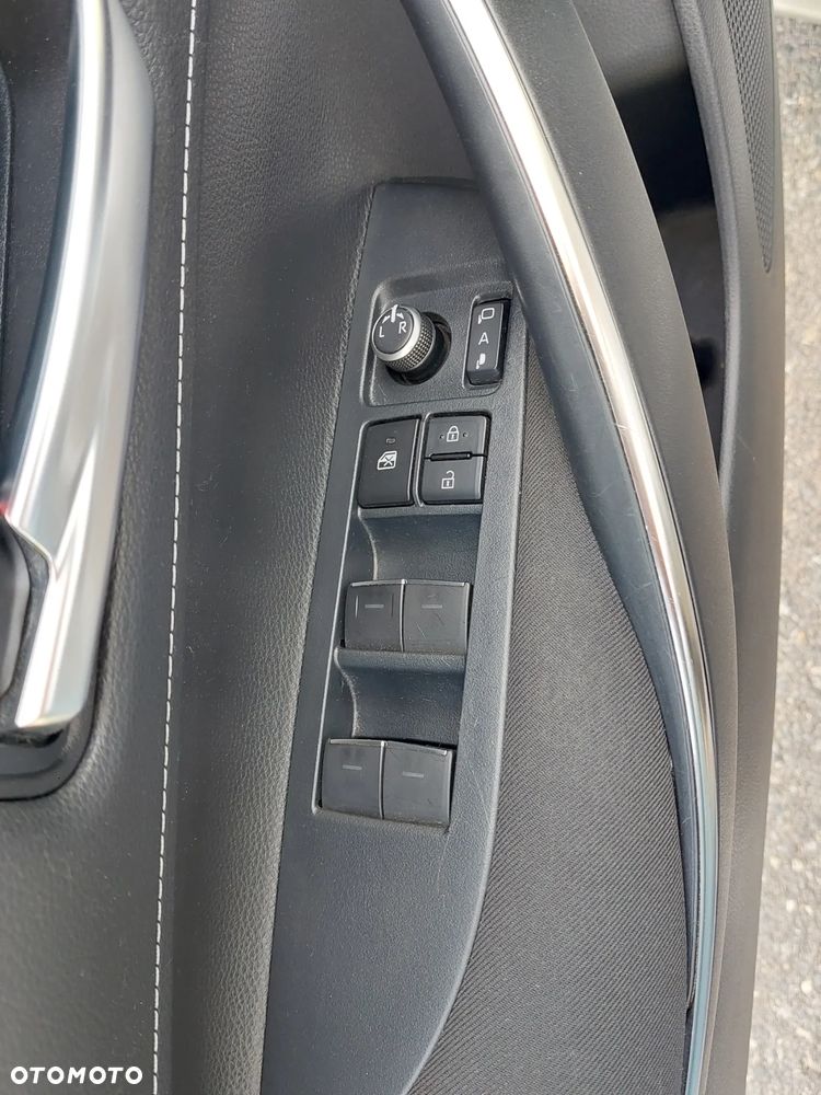 Toyota Corolla 1.8 Hybrid Comfort - 15