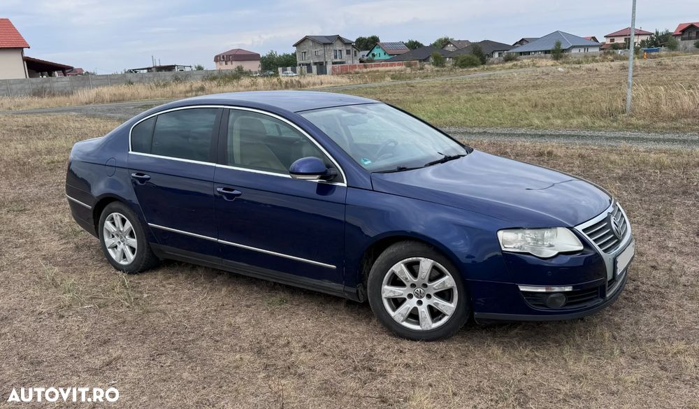 Volkswagen Passat - 4