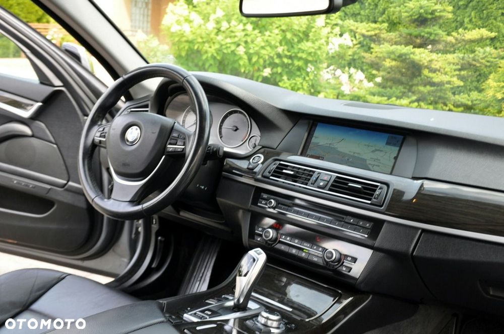 BMW Seria 5 - 28