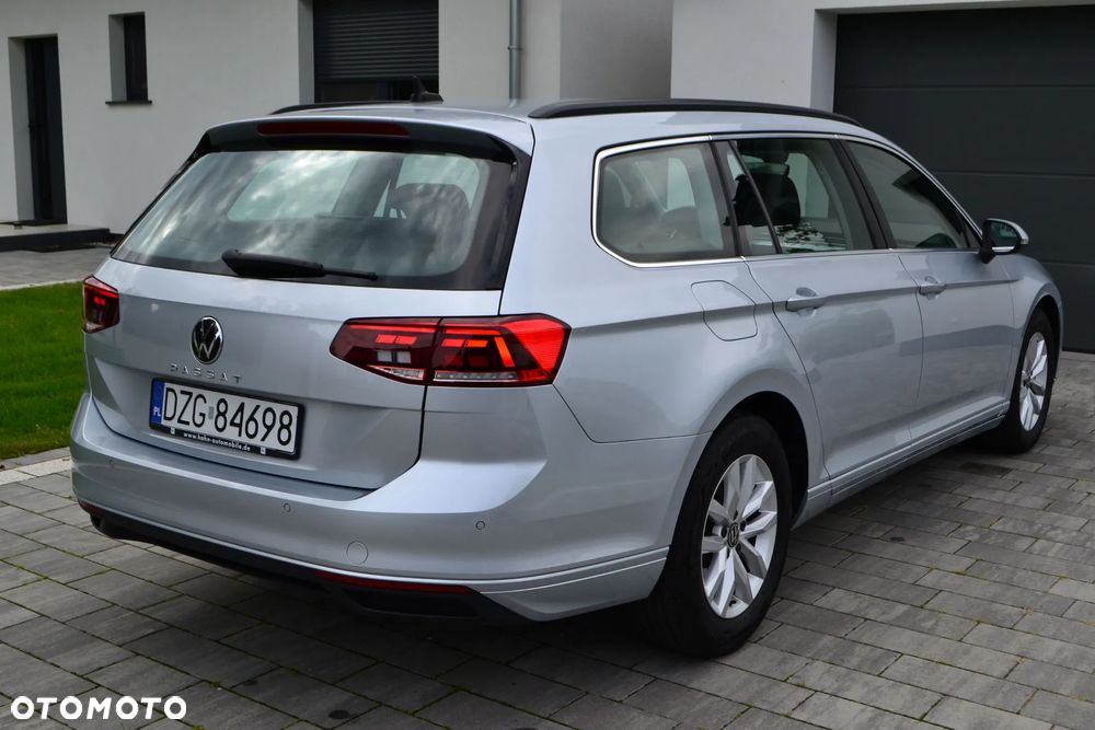Volkswagen Passat 2.0 TDI EVO Business DSG - 10