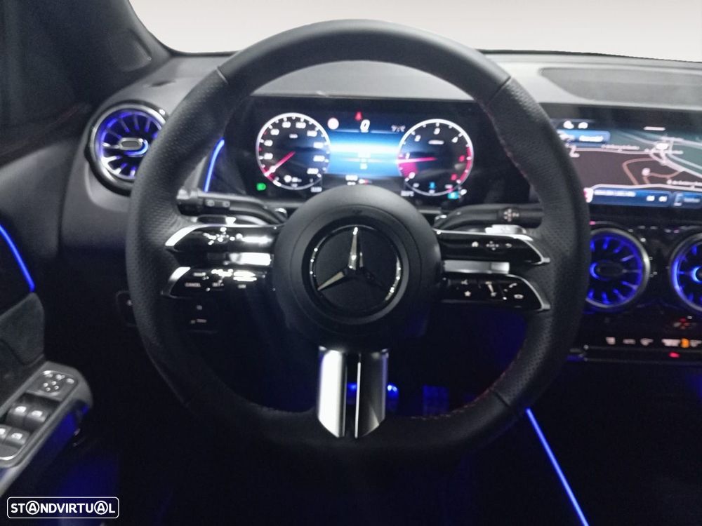 Mercedes-Benz GLB 200 d - 11