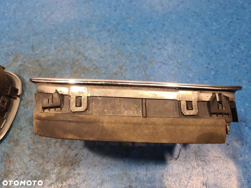 BMW 5 E39  ATRAPA / GRILL - 11
