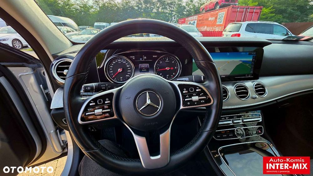Mercedes-Benz Klasa E - 31