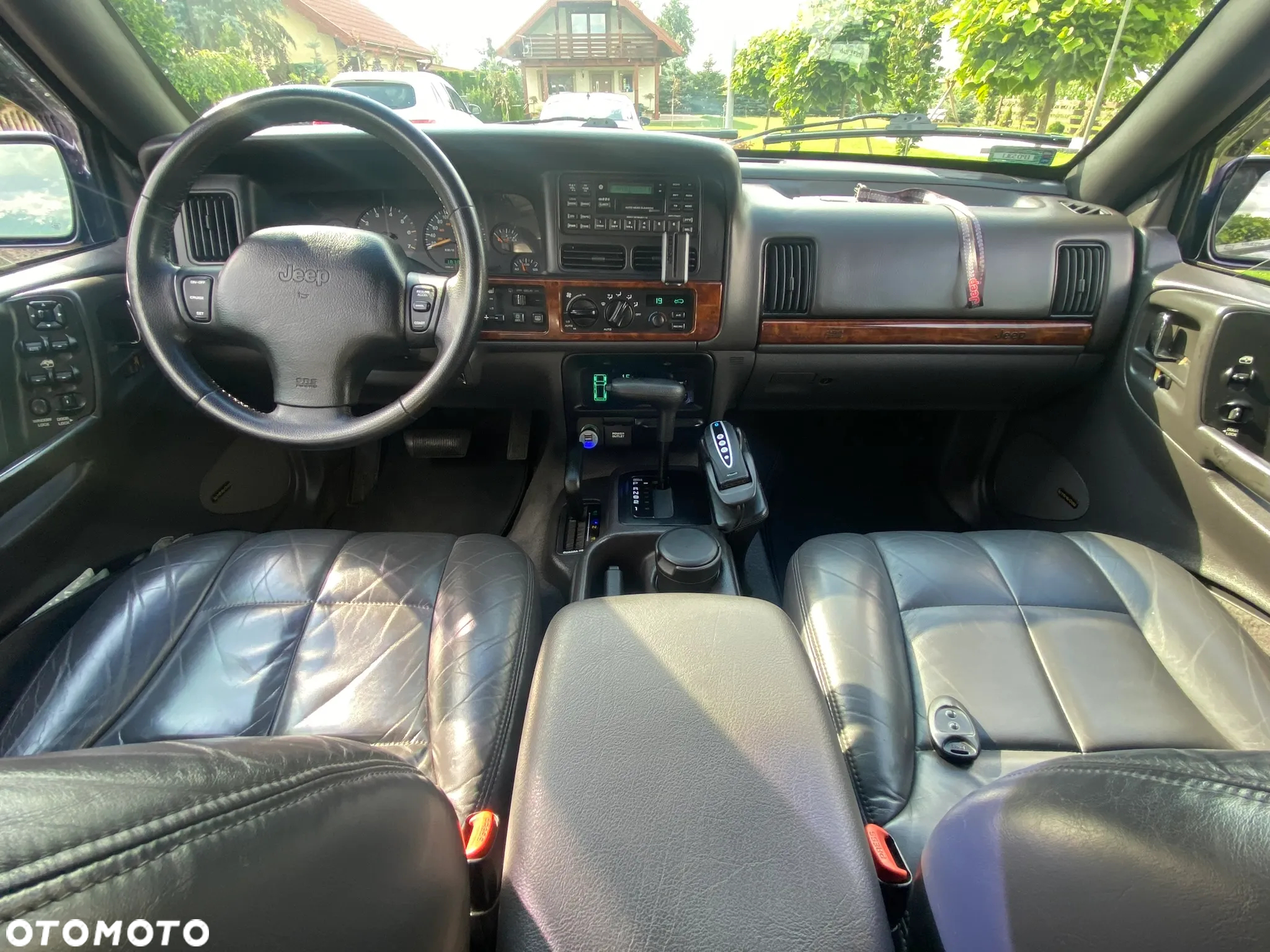Jeep Cherokee 4.0 Limited - 16