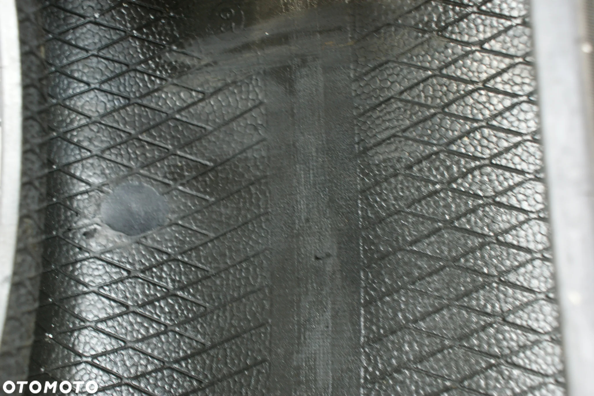całoroczne 215/55R17 GOODYEAR VECTOR 4SEASONS G2 8,2mm 2024r B1958 - 4