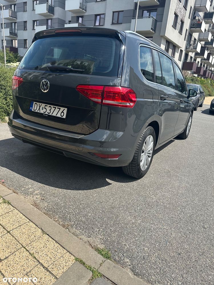 Volkswagen Touran 1.5 TSI ACT OPF Highline - 6