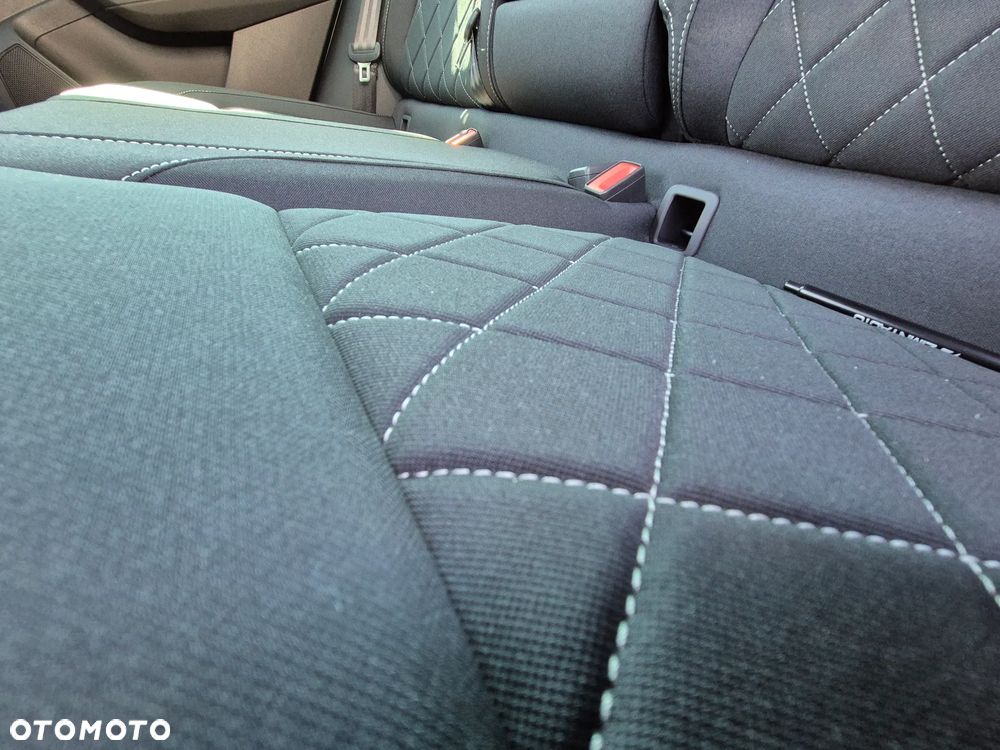 Skoda Karoq 1.5 TSI ACT Sportline DSG - 16