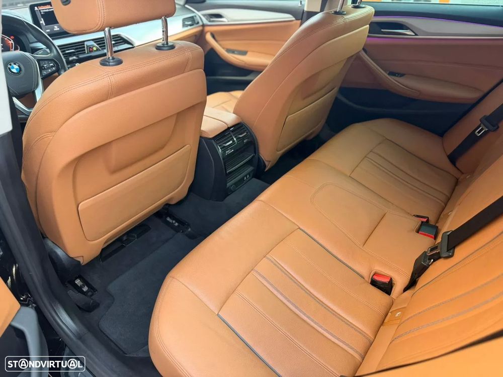 BMW 520 d Auto - 21