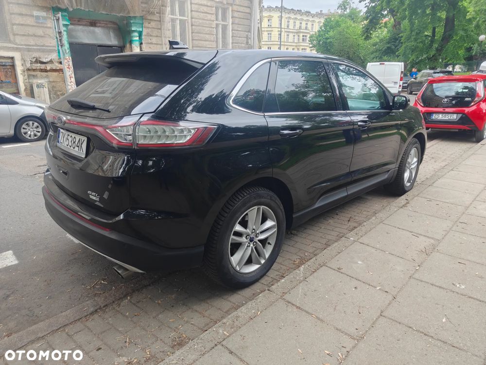 Ford Edge - 4