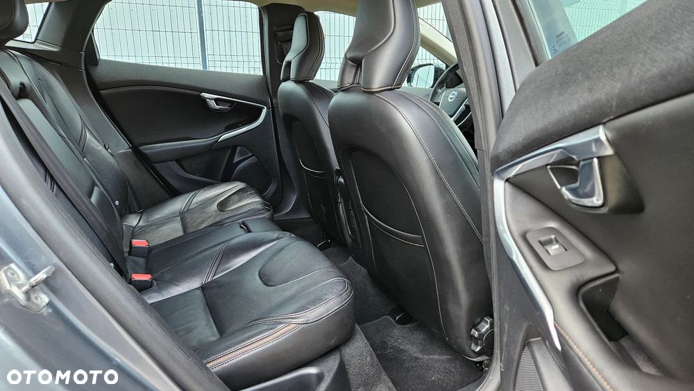 Volvo V40 Cross Country D3 Geartronic Summum - 8
