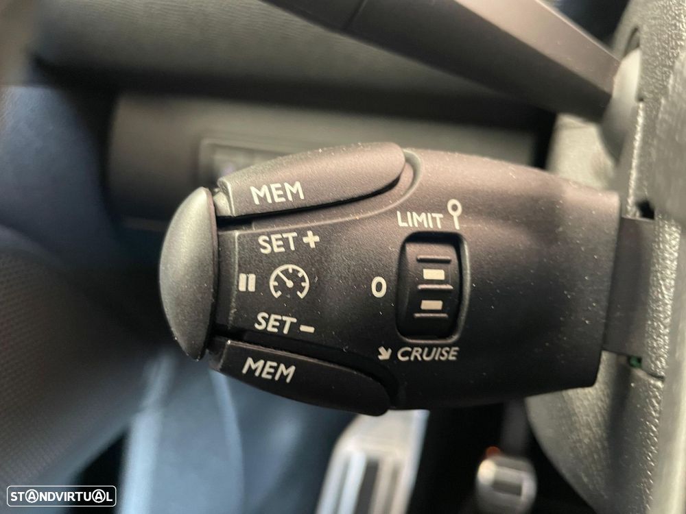 Peugeot 308 SW BlueHDi 150 Stop & Start GT-Line Edition - 19