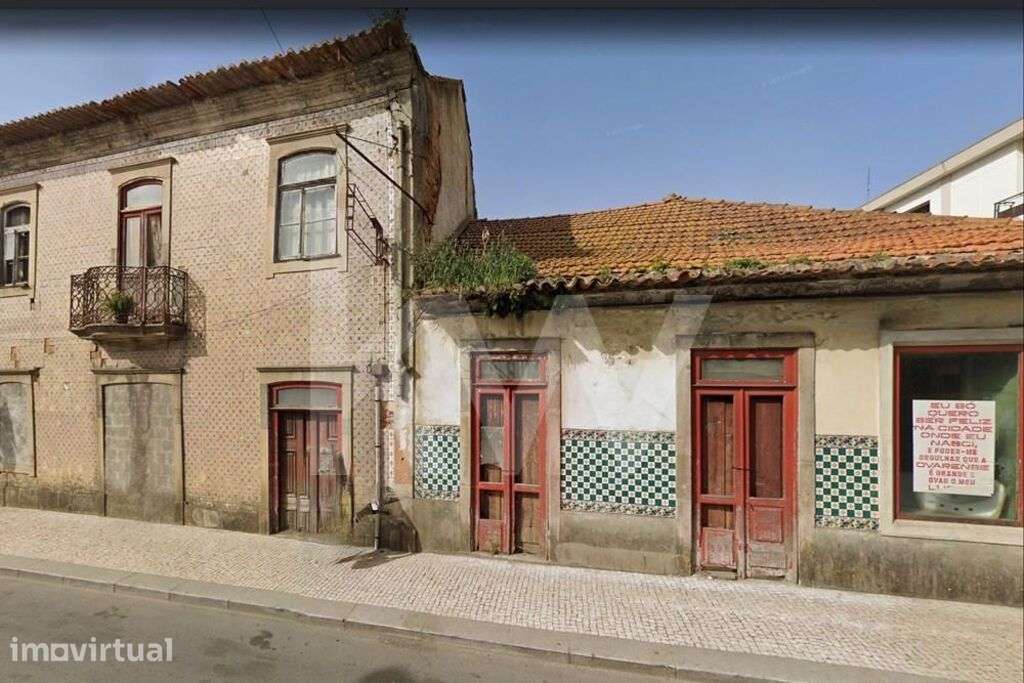 FANTÁSTICO IMÓVEL URBANO PARA CONSTRUÇÃO OU REABILITAÇÃO, NO CENTRO DE - Grande imagem: 2/13