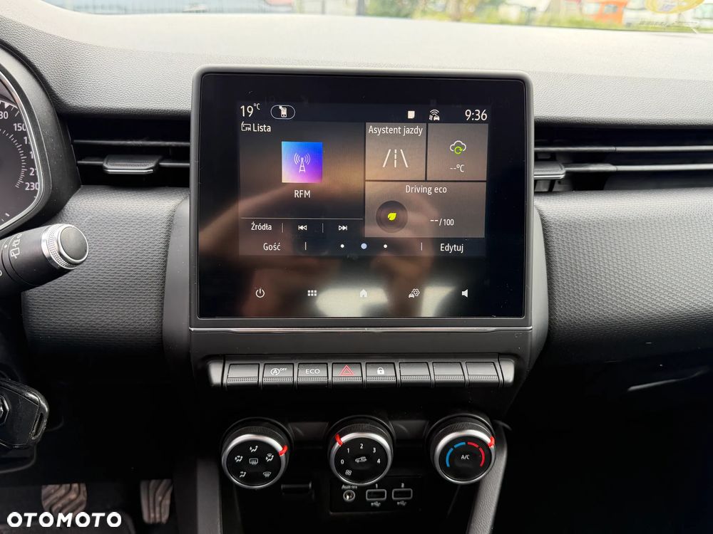 Renault Clio BLUE dCi 85 BUSINESS EDITION - 23