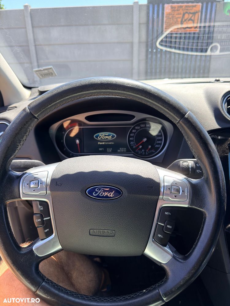 Ford Mondeo - 4