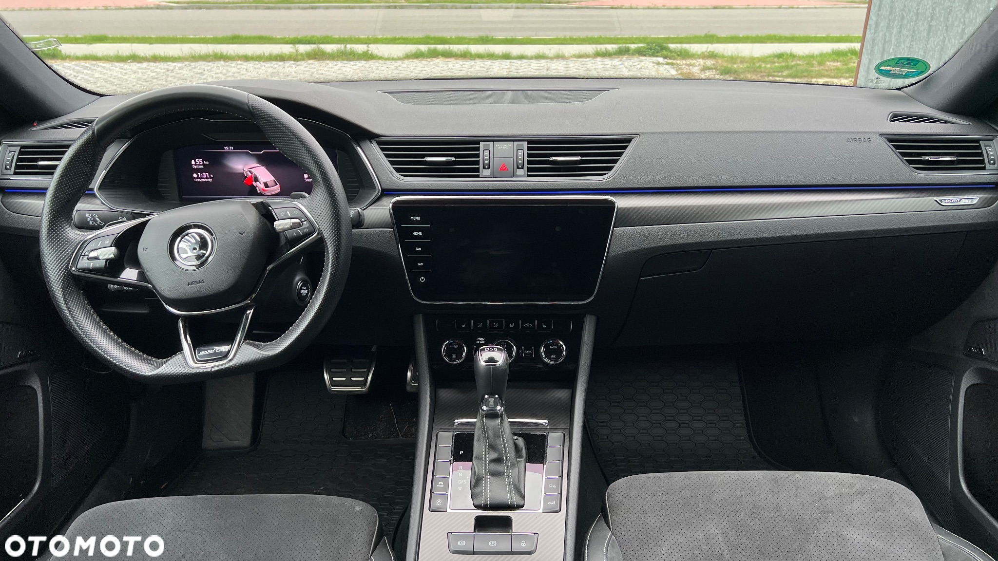 Skoda Superb Combi 2.0 TDI DSG SportLine - 18