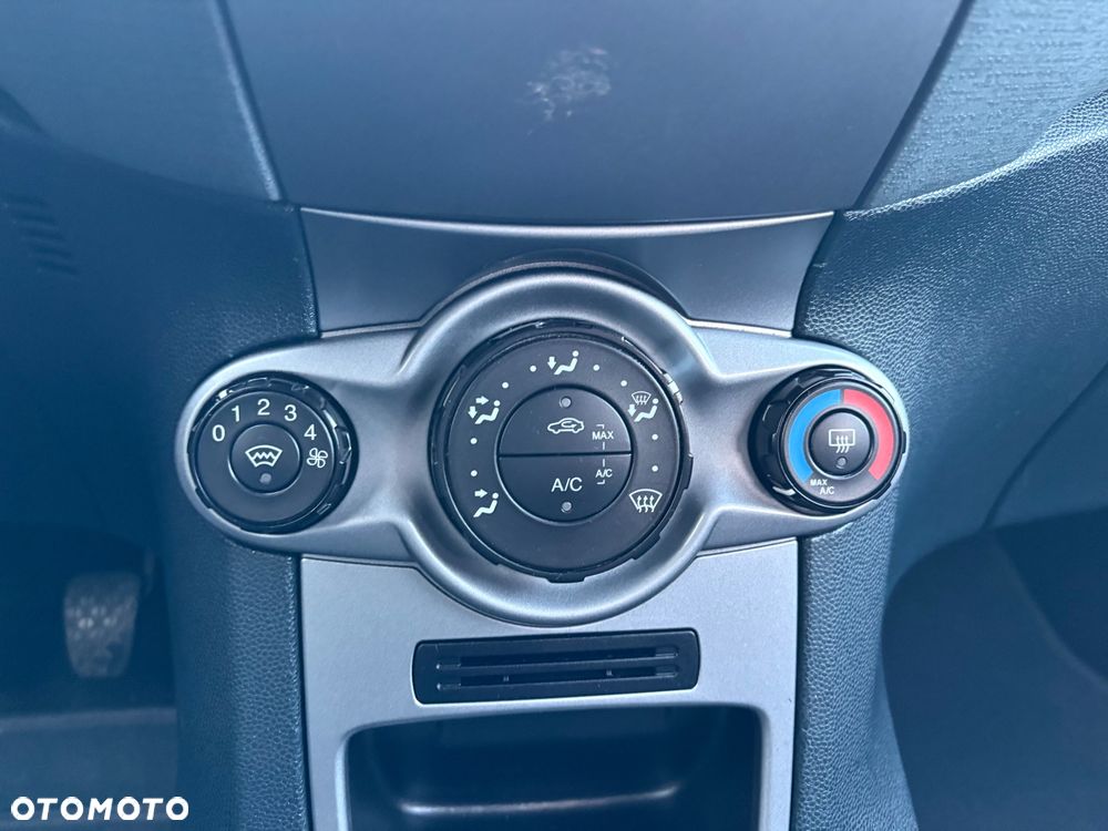 Ford Fiesta 1.25 Viva - 17