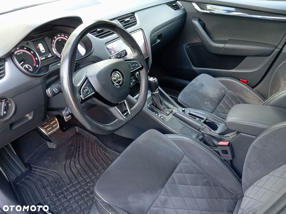 Skoda Octavia 2.0 TSI RS 230 - 10