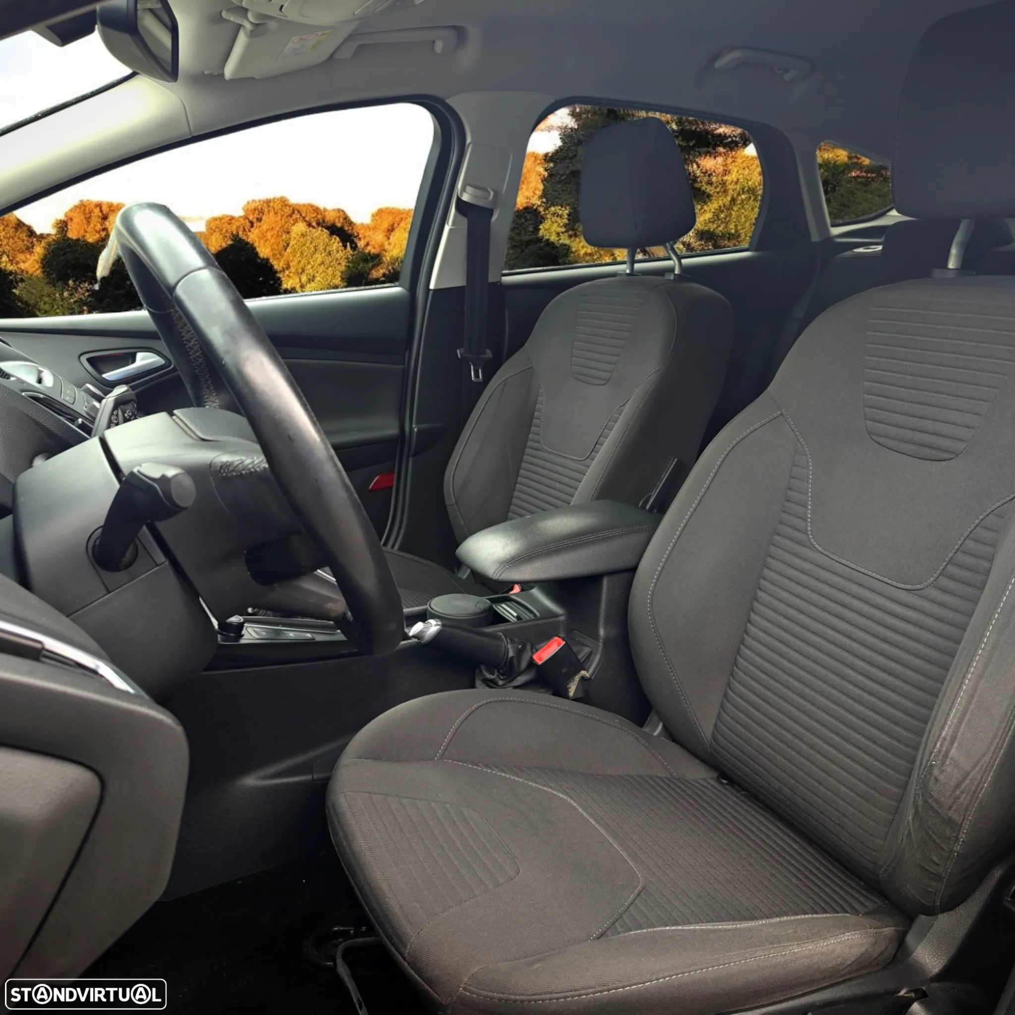 Ford Focus 1.0 EcoBoost S&S TITANIUM - 6