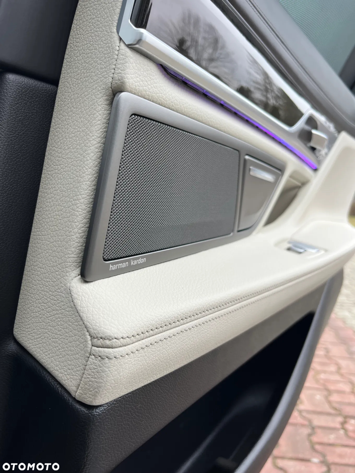 BMW Seria 7 740Li - 22