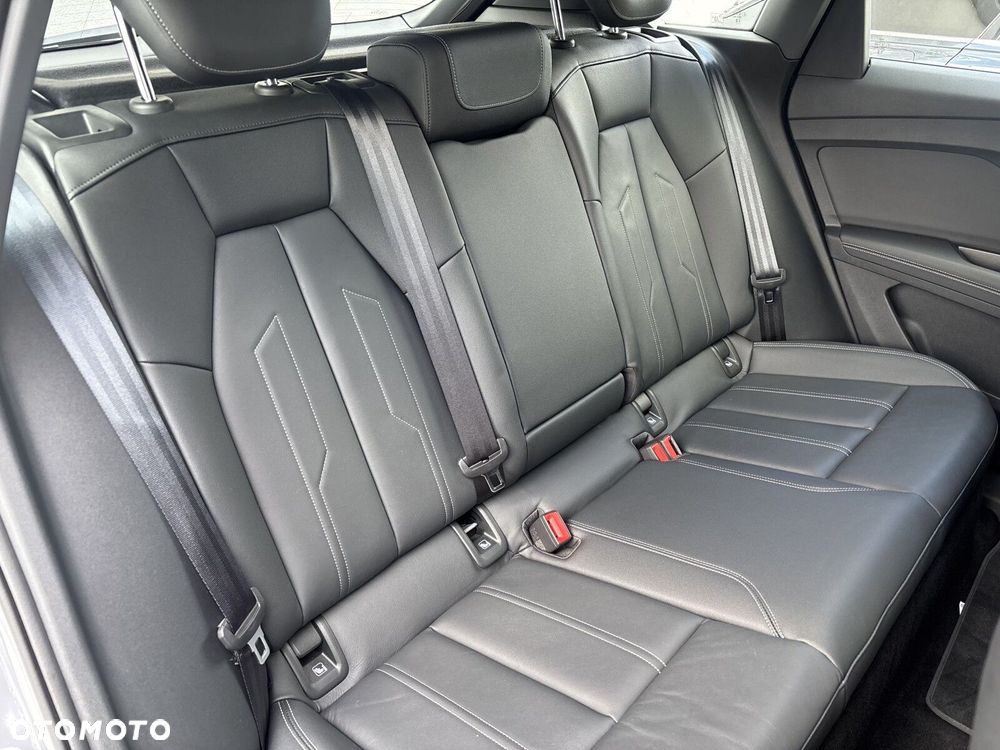 Audi Q4 e-tron - 33