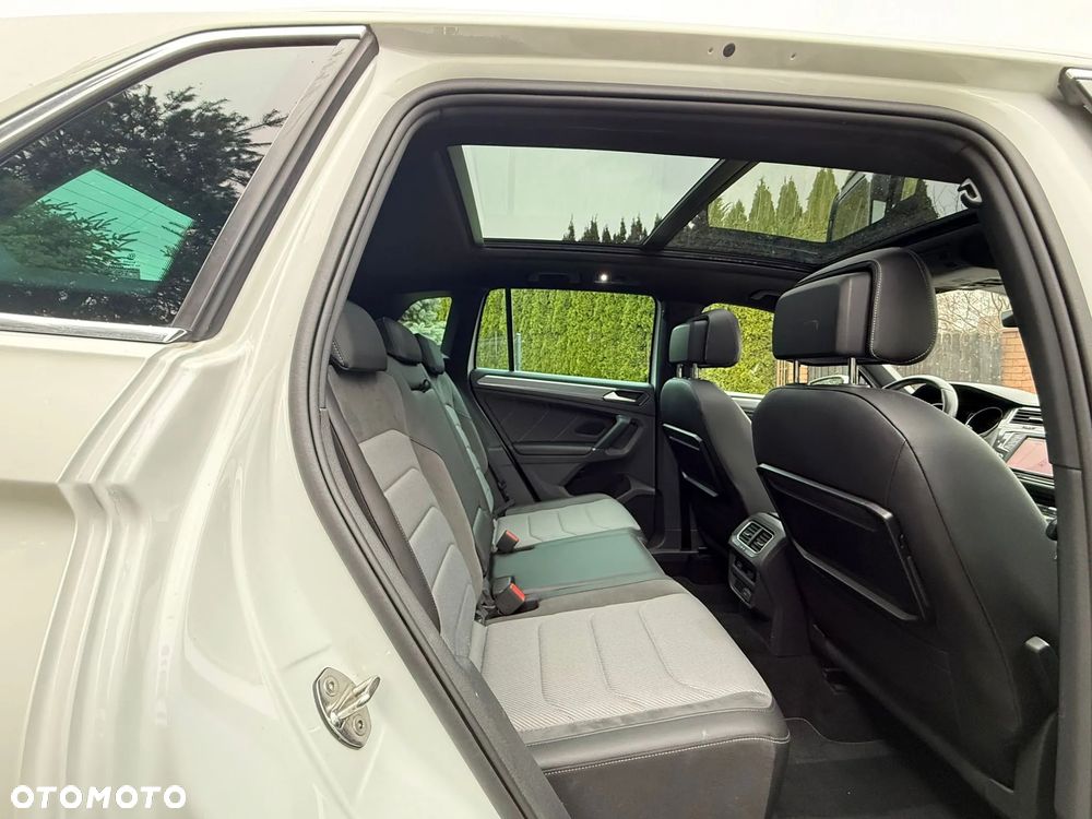 Volkswagen Tiguan - 35