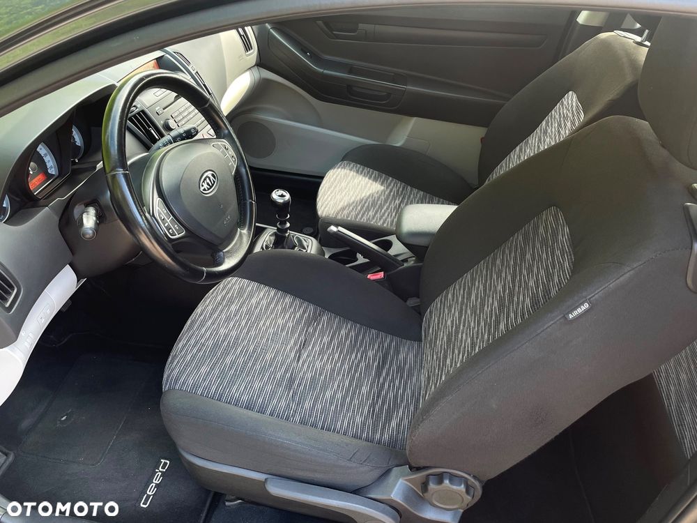 Kia Ceed 1.6 CVVT EX - 10
