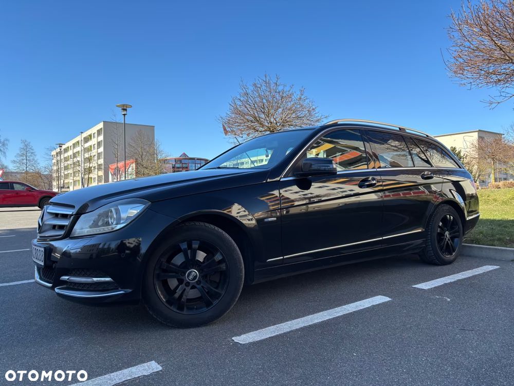 Mercedes-Benz Klasa C 250 CDI BlueEff 4-Matic Avantgarde - 4