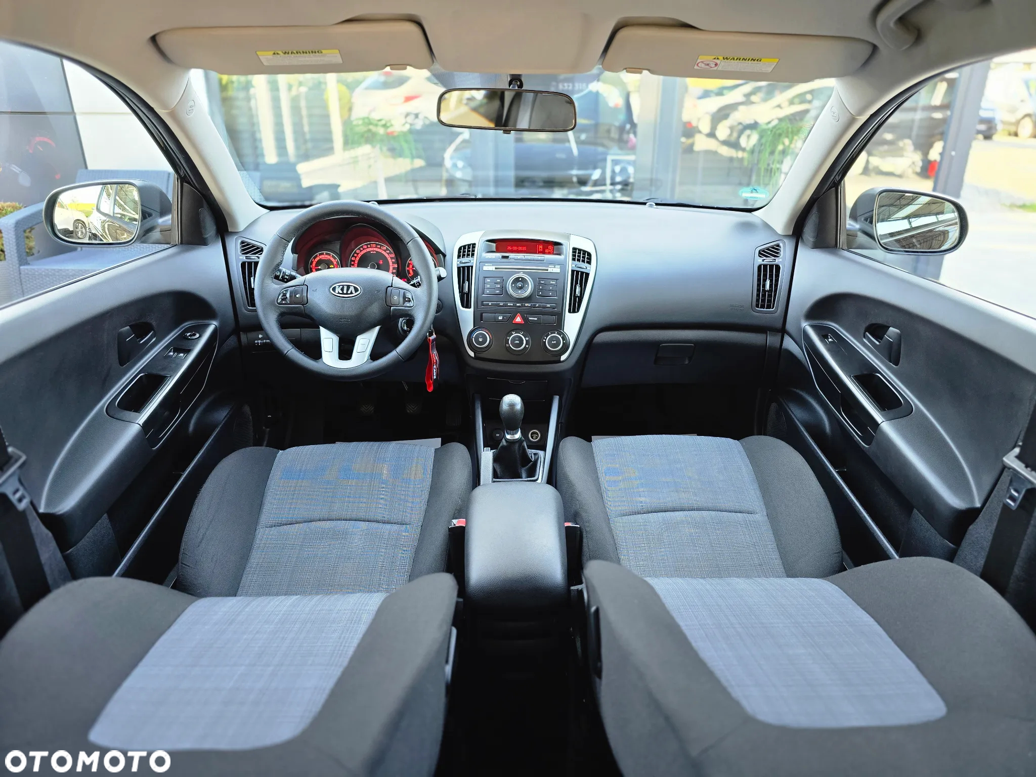 Kia Ceed 1.4 CVVT Attract - 24