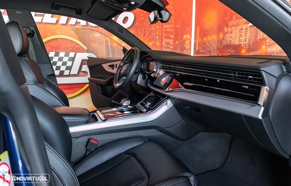 Audi Q8 60 TFSIe quattro S line Tiptronic - 35