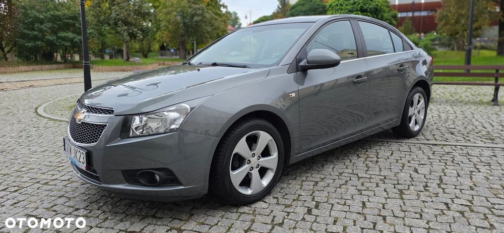 Chevrolet Cruze 1.8 LT+ - 27