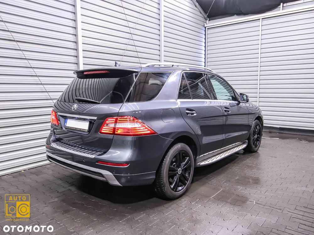 Mercedes-Benz ML 350 BlueTEC 4MATIC 7G-TRONIC - 7