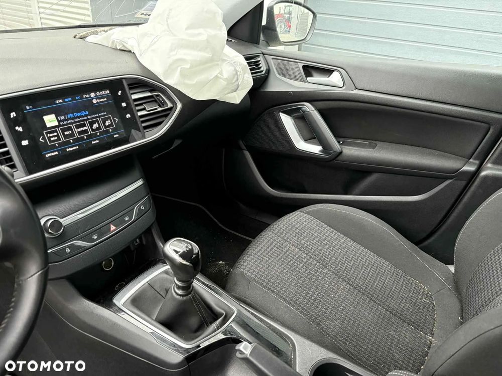 Peugeot 308 1.5 BlueHDi Active Pack S&S - 18