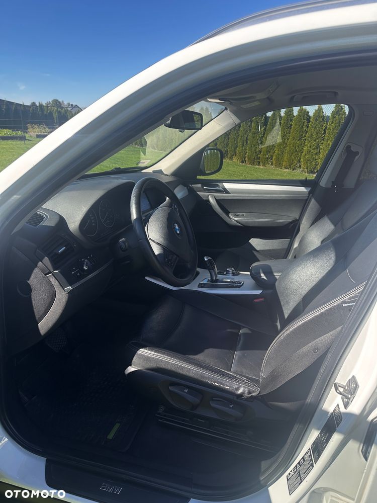 BMW X3 xDrive20d - 14