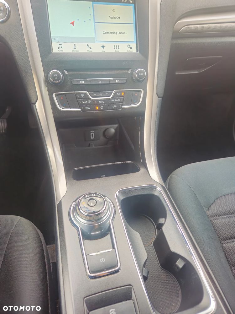 Ford Mondeo - 12