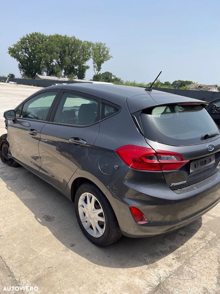 Dezmembrez Ford Fiesta 2018 Hatchback Gri - 1