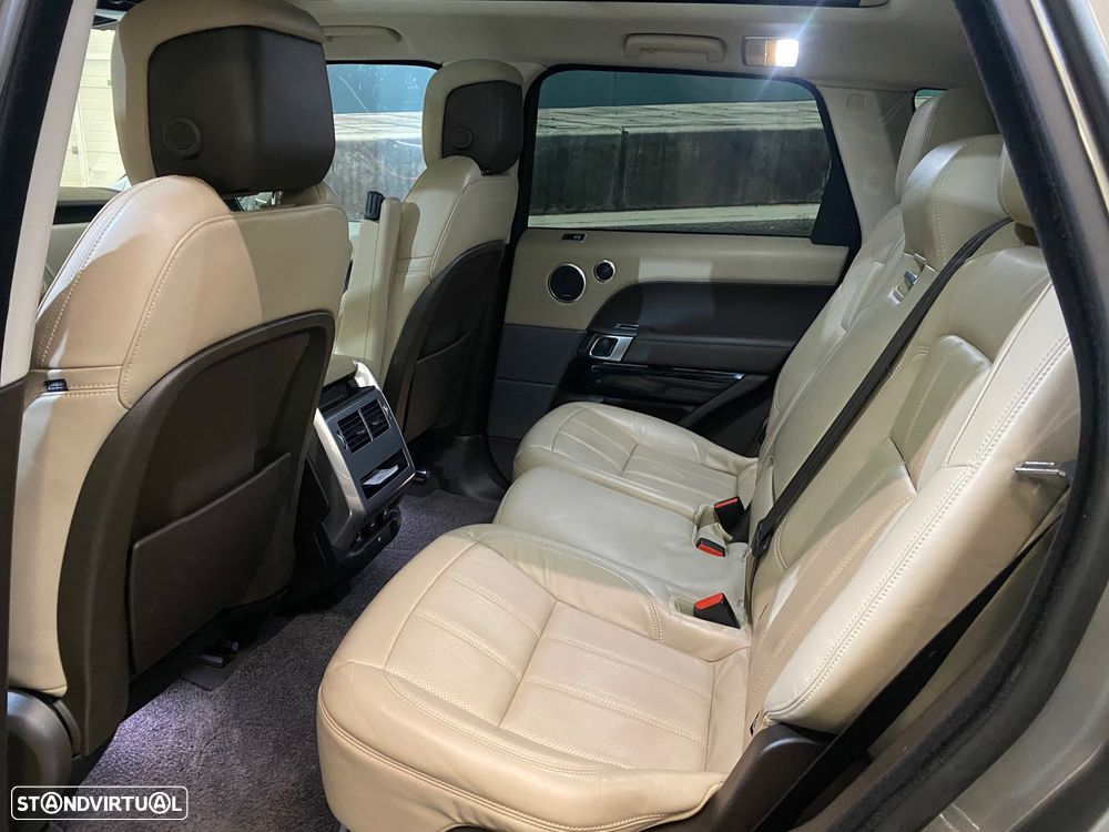 Land Rover Range Rover Sport 2.0 Si4 PHEV HSE Dynamic Stealth - 11