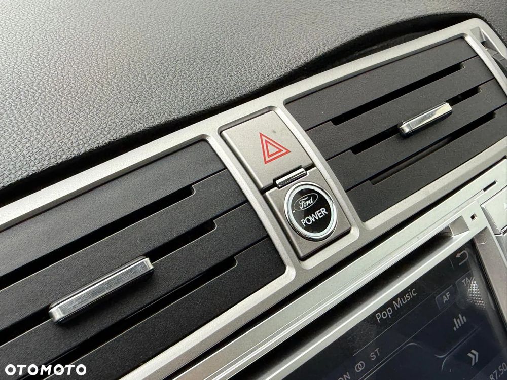 Ford Kuga 2.0 TDCi 4x4 Titanium - 13