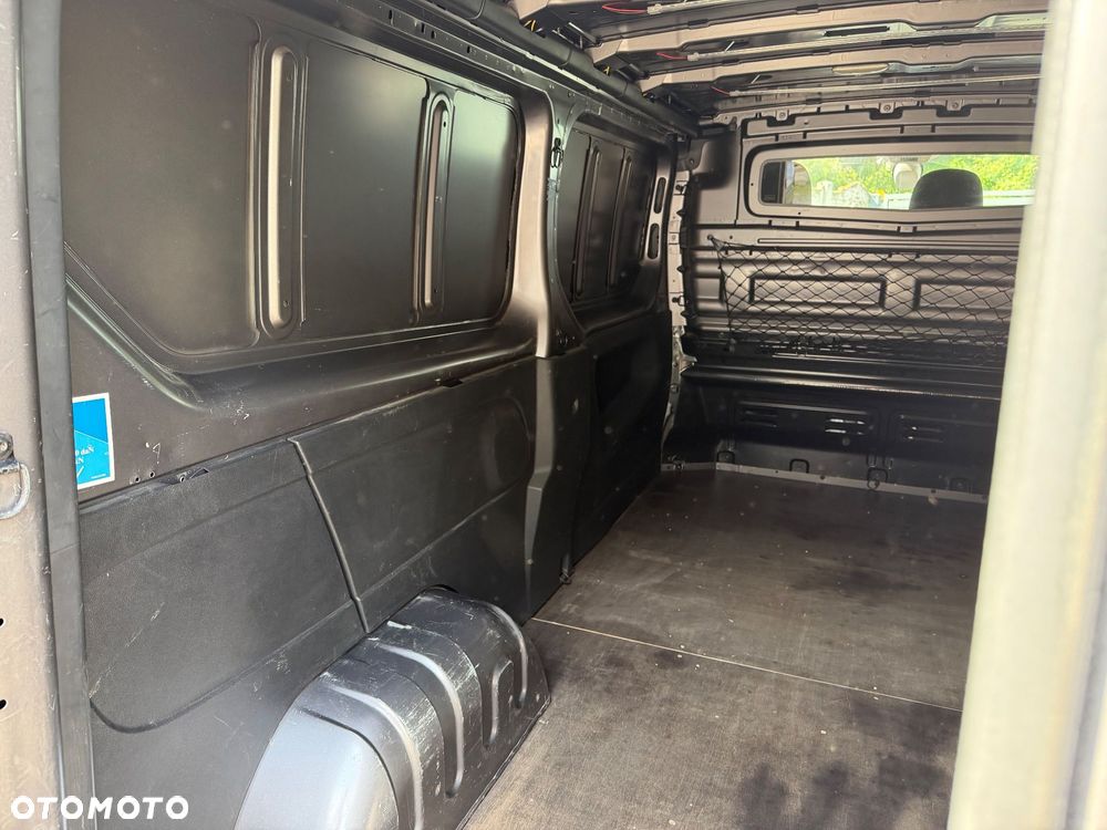 Renault Trafic - 9